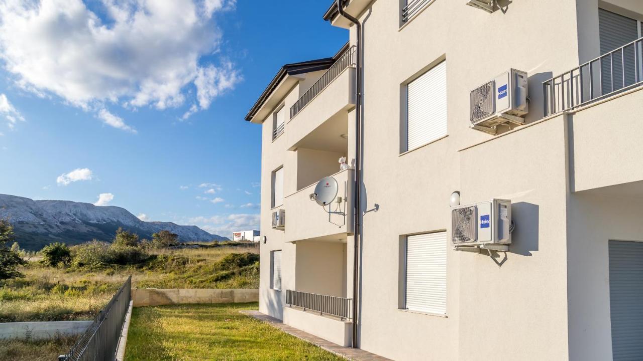 Apartment Lana Baska  Exterior photo